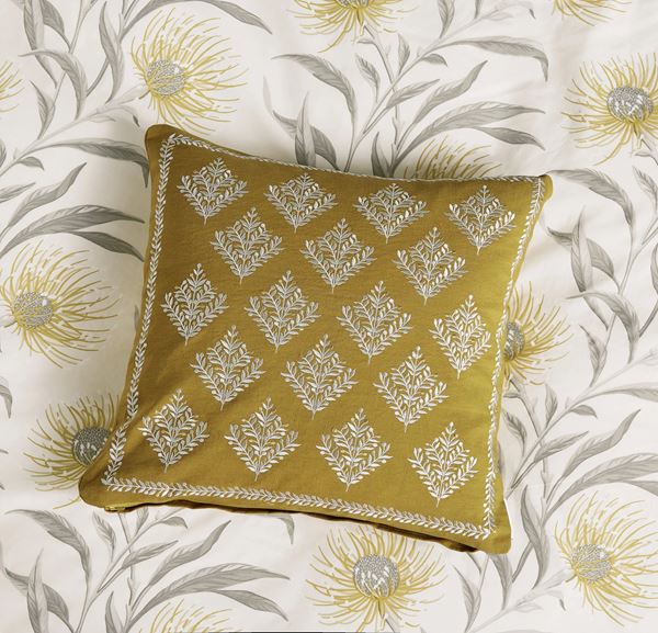 Catherinae Cushion - Hay